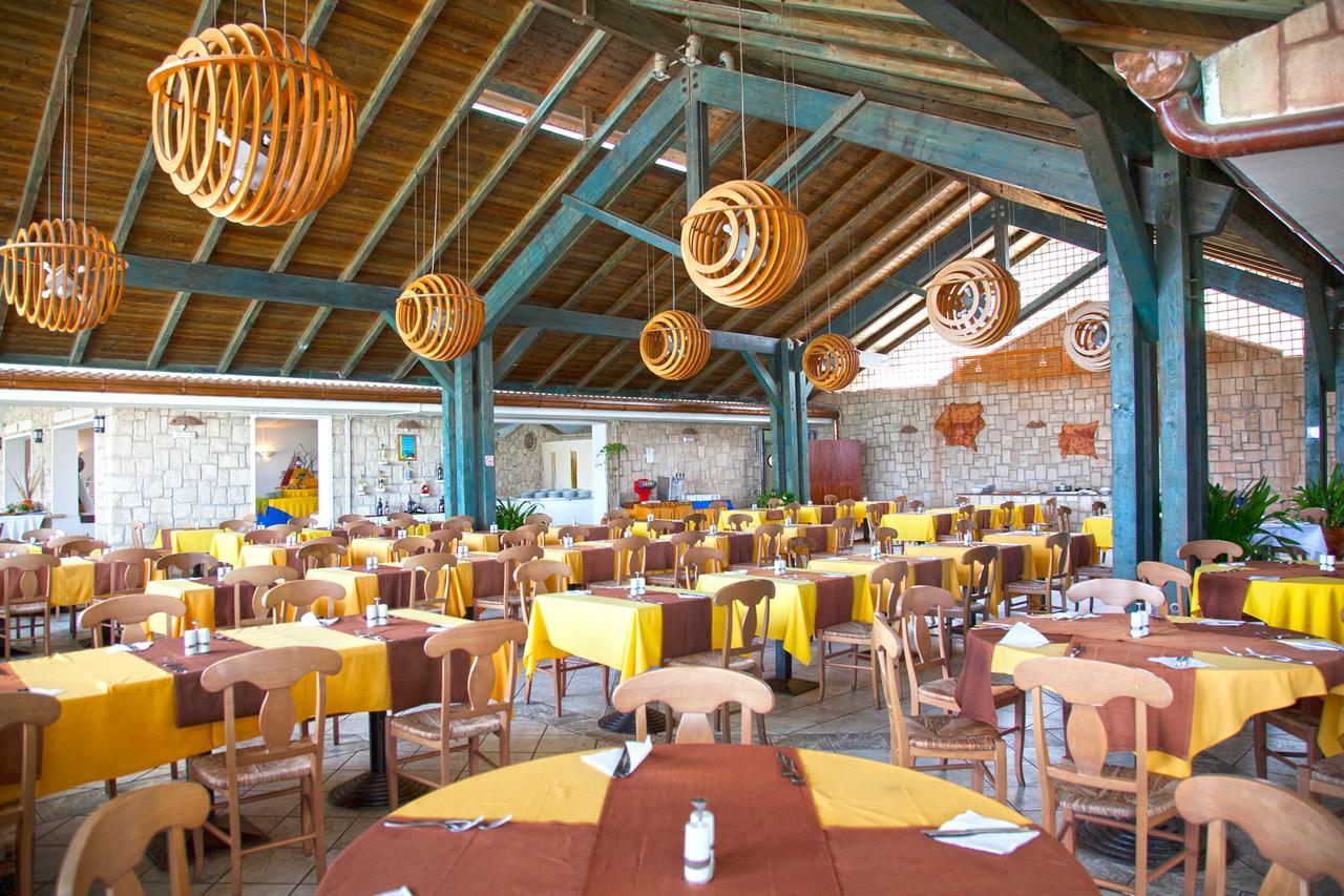 Ahg Marine Club Beach Resort Sal Rei Exterior foto